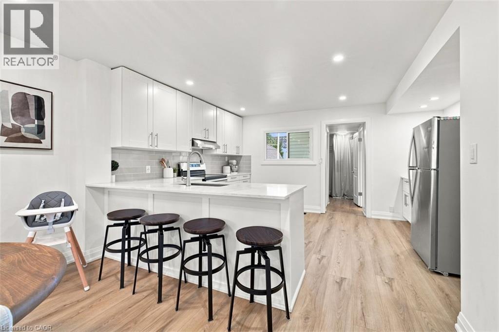 29 Newlands Avenue, Hamilton, ON