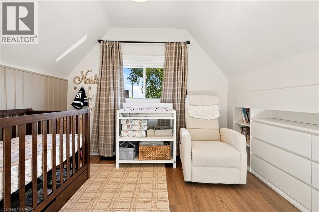 29 Newlands Avenue, Hamilton, ON