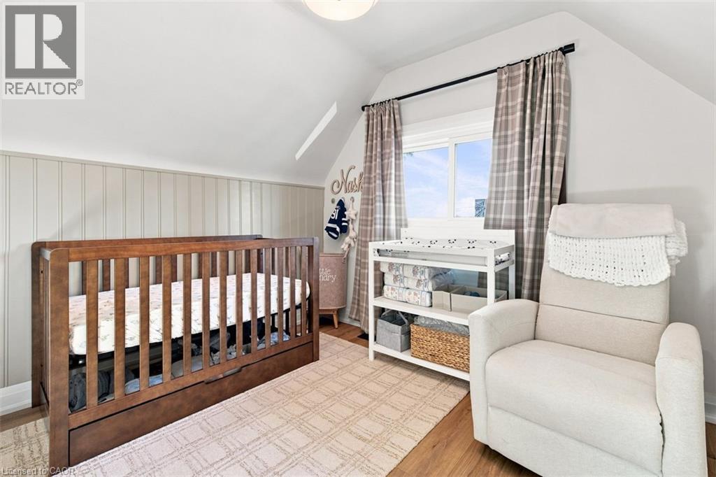 29 Newlands Avenue, Hamilton, ON