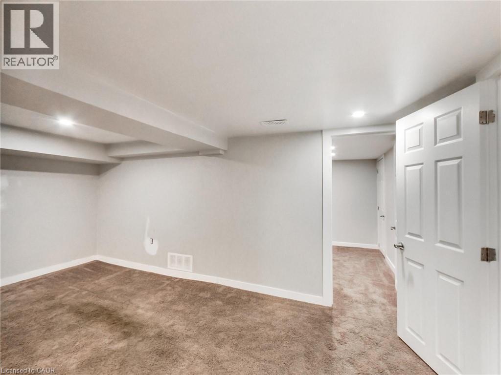 229 Parkdale Avenue N, Hamilton, ON