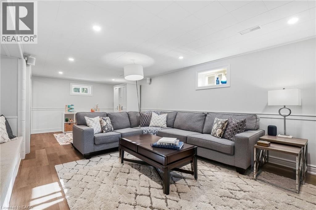 1453 Mountain Grove Avenue, Burlington, ON