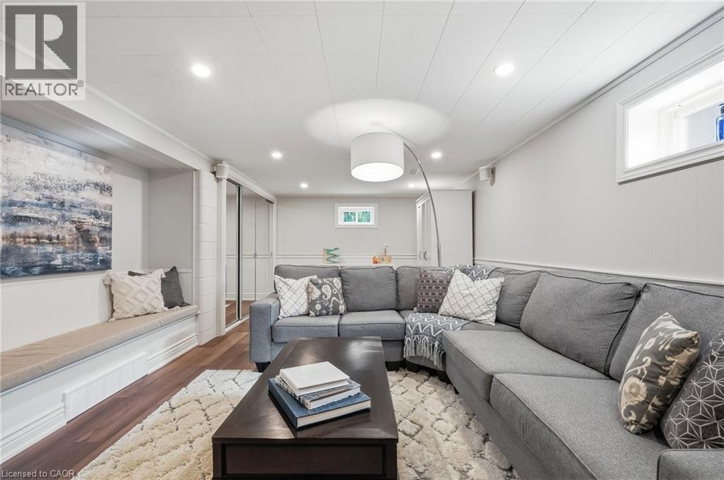 1453 Mountain Grove Avenue, Burlington, ON