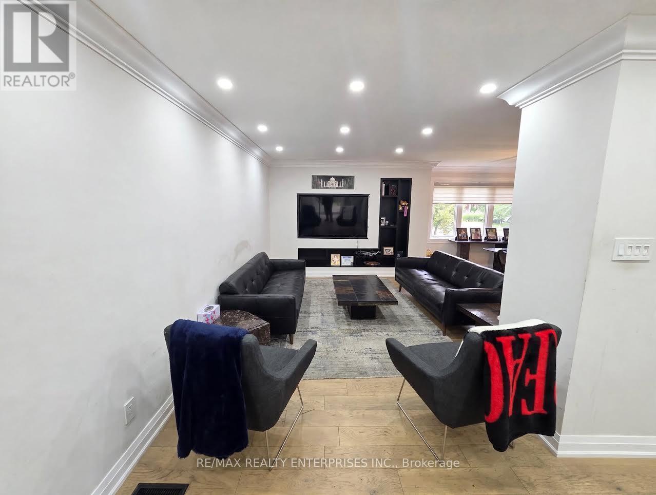 1228 Haig Boulevard, Mississauga, ON