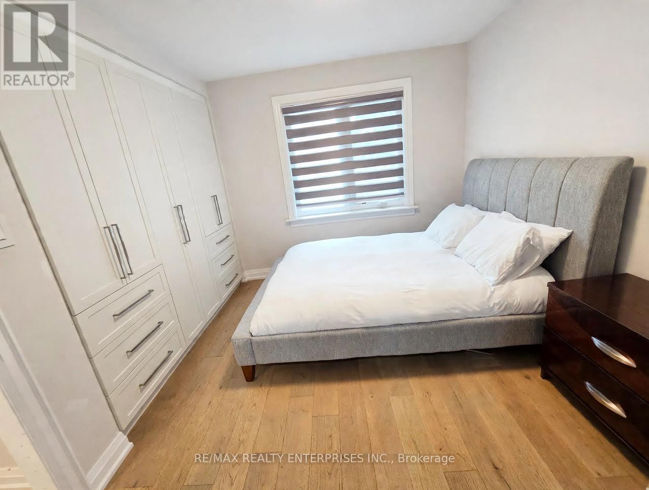 1228 Haig Boulevard, Mississauga, ON