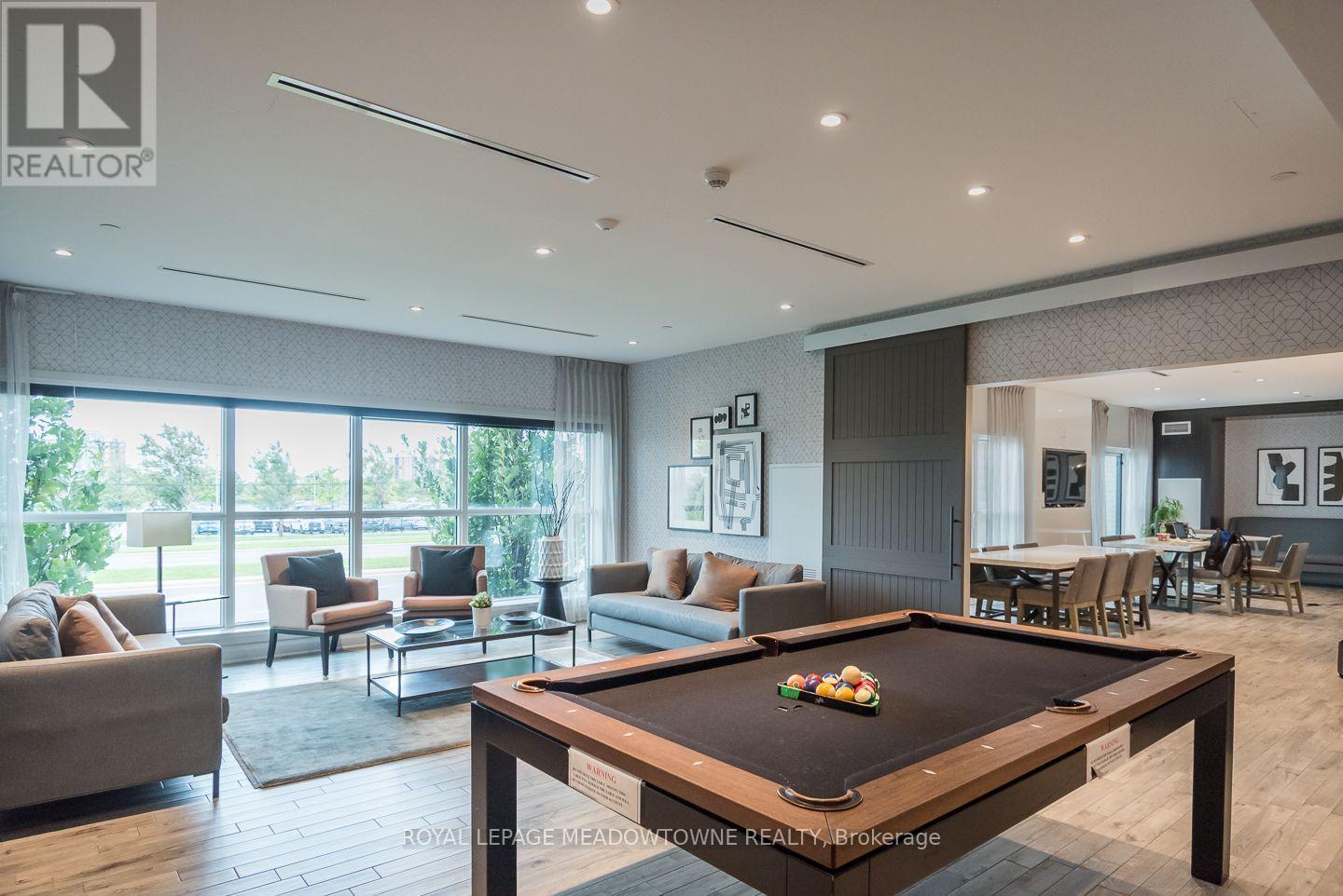 Beautiful party & games room - 205 - 102 Grovewood Common, Oakville, ON