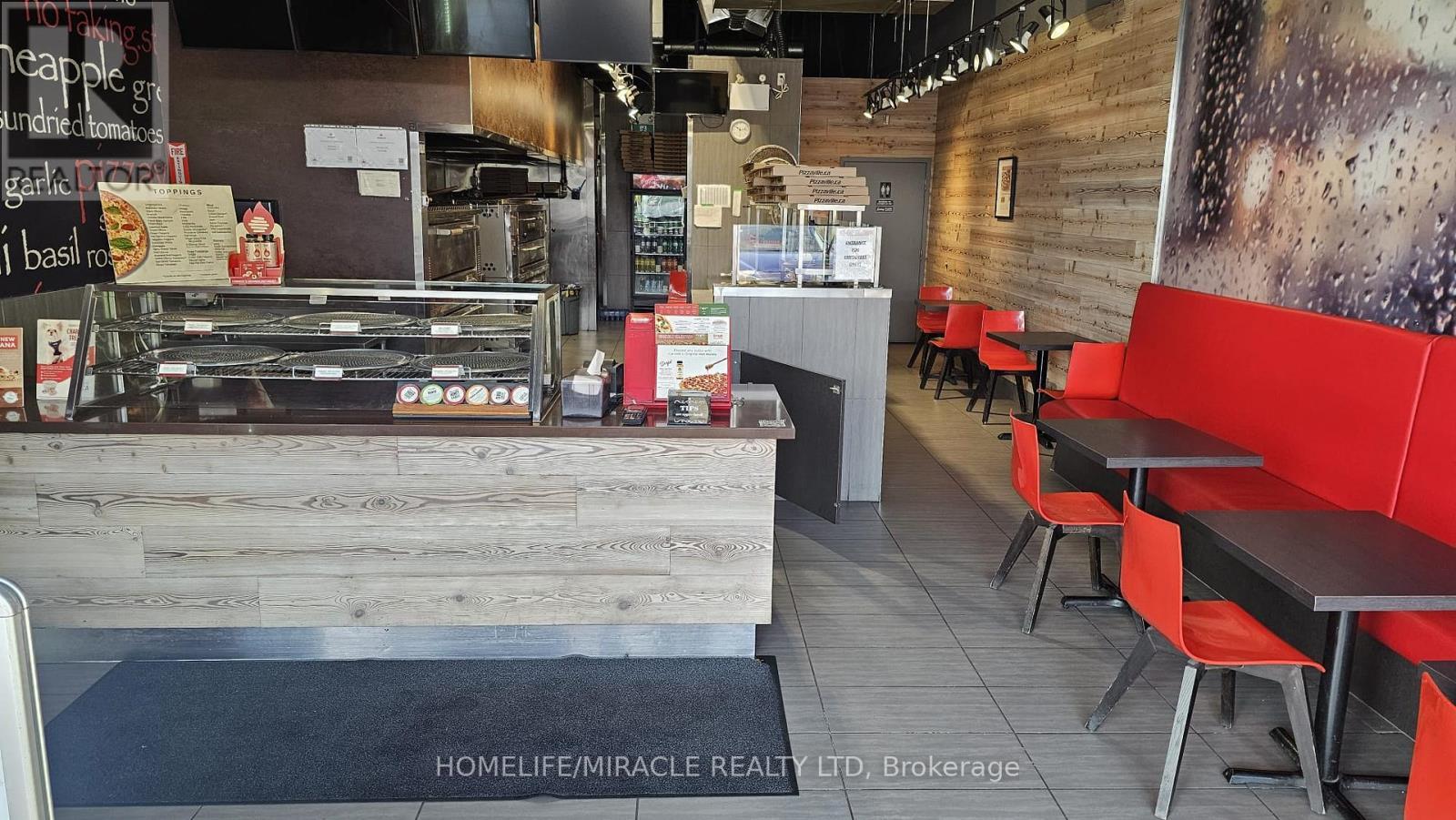 1476 Dundas Street E, Mississauga, ON