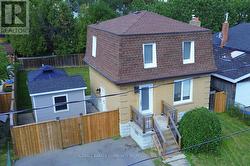 94 HOWARD AVENUE  Hamilton, ON L9A 2W5
