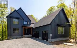 14 ST GEORGES COURT Huntsville, ON P1H 1A5