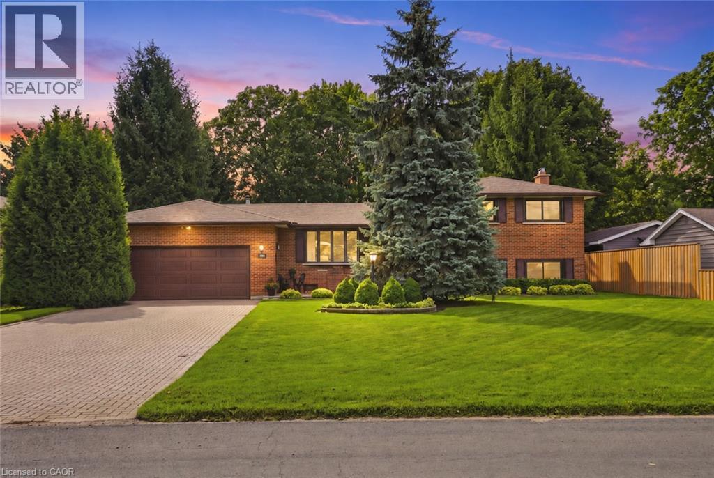 8 Norbert Place, Kitchener, ON