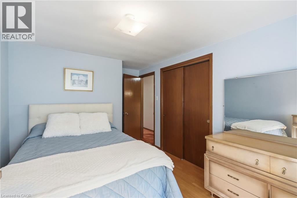 8 Norbert Place, Kitchener, ON