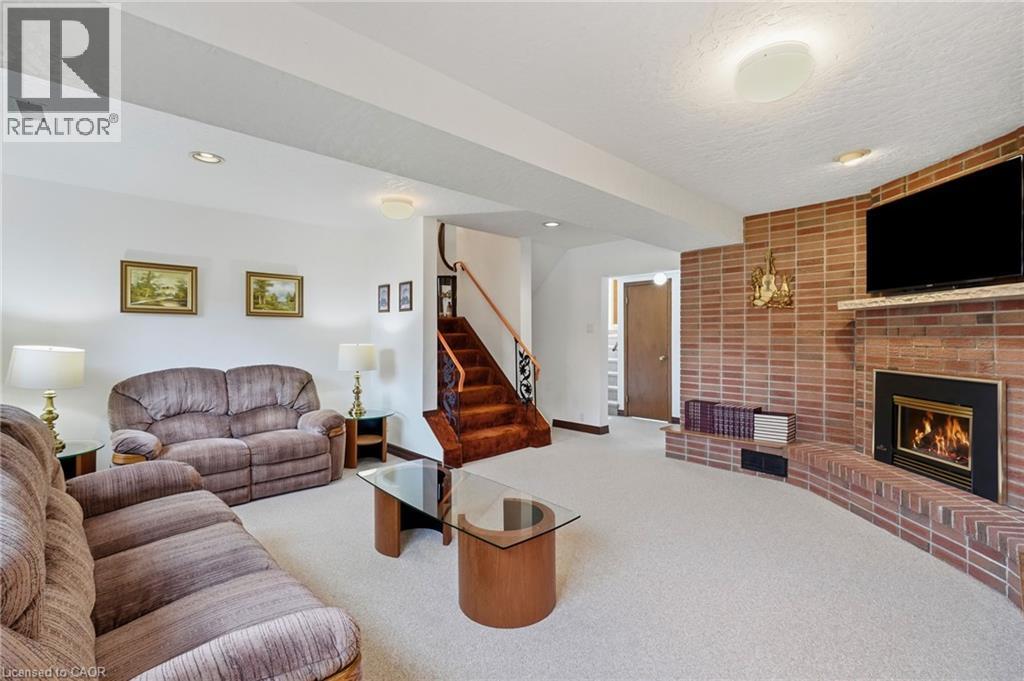 8 Norbert Place, Kitchener, ON