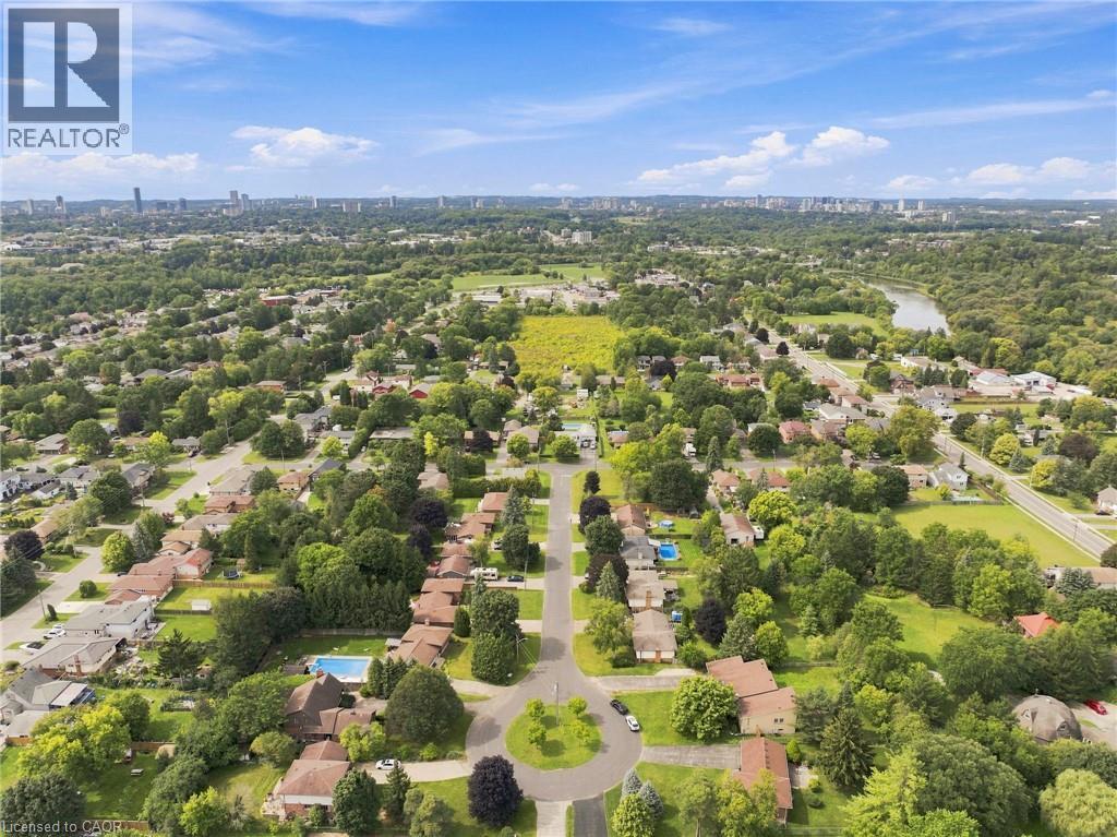 8 Norbert Place, Kitchener, ON