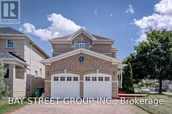 UPPER - 45 WHITEWASH WAY Brampton, ON L6X 4V4