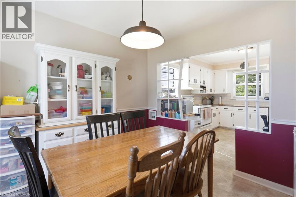 44 Green Meadow Road, Hamilton, ON