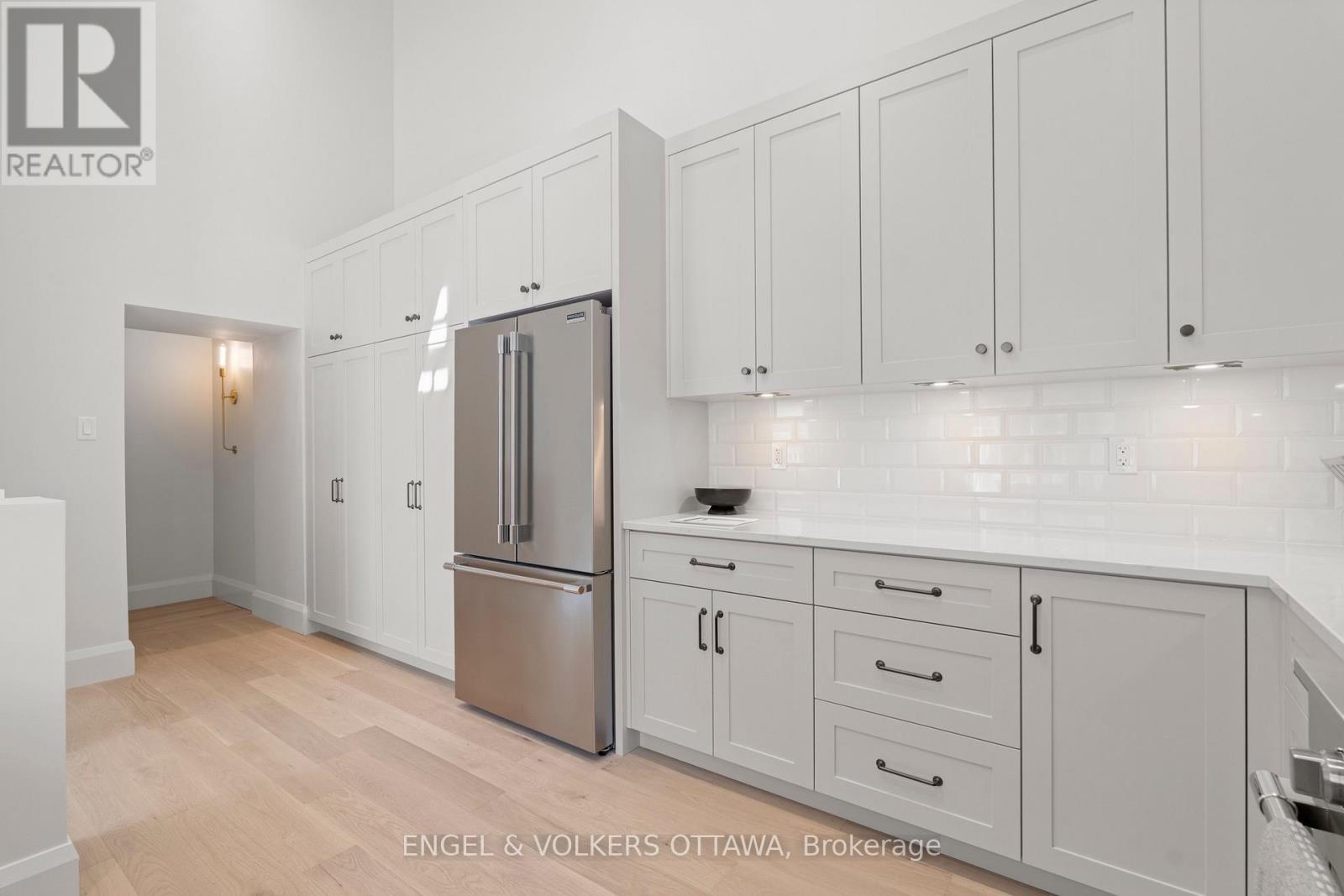 71 Thomas Street, Ottawa, ON
