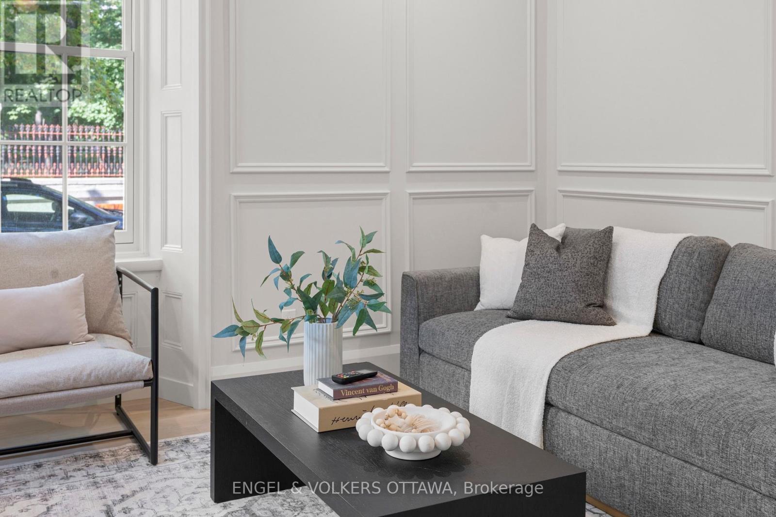 71 Thomas Street, Ottawa, ON