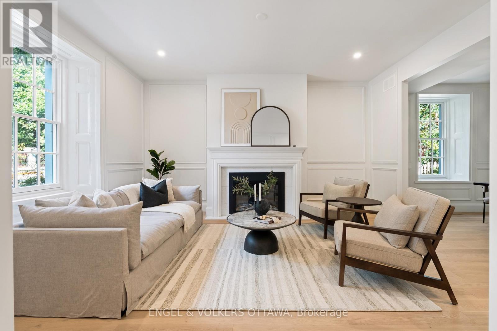 35 Mackay Street, Ottawa, ON