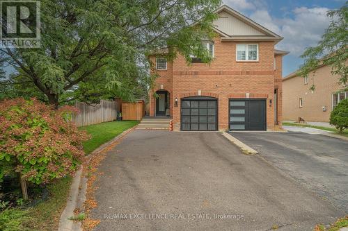 20 MANETT CRESCENT  Brampton, ON L6X 4X4