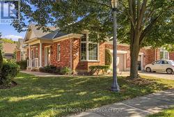 12 AMBERWOOD LANE Guelph (Village By The Arboretum), ON N1G 4X7