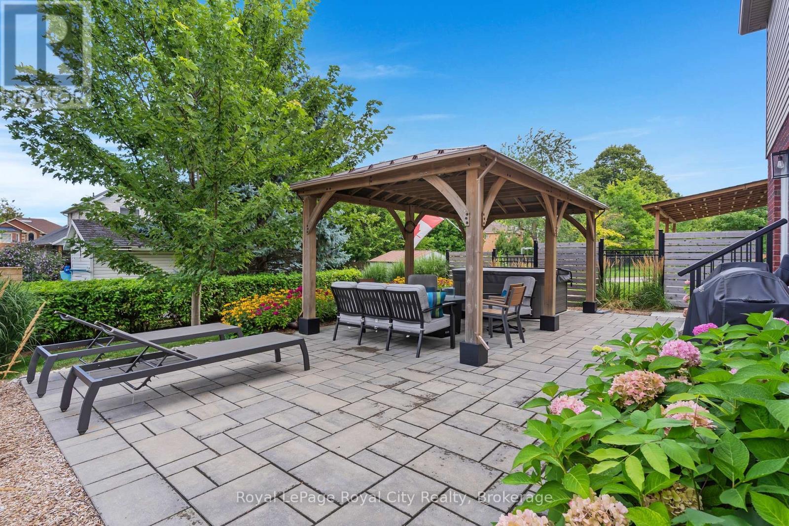 96 Timber Creek Crescent, Cambridge, ON