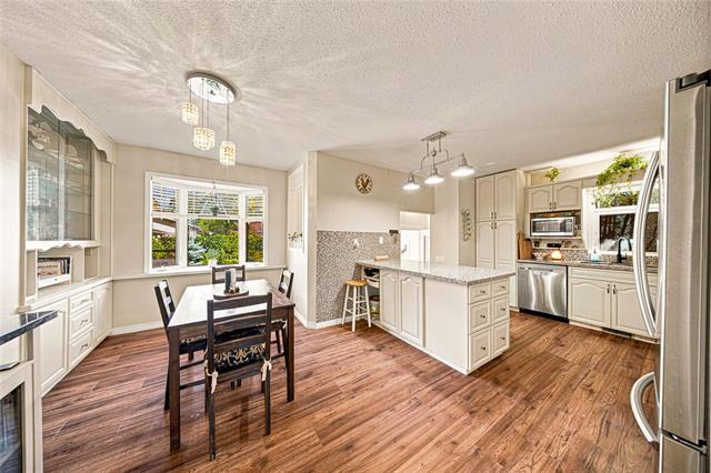 273 Le Peress Ave, Winnipeg, MB