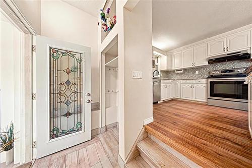 273 Le Peress Ave, Winnipeg, MB 