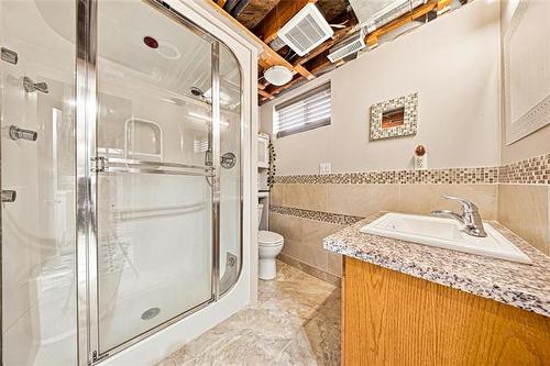 273 Le Peress Ave, Winnipeg, MB 