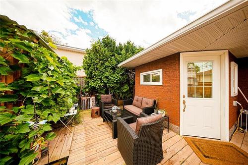 273 Le Peress Ave, Winnipeg, MB 
