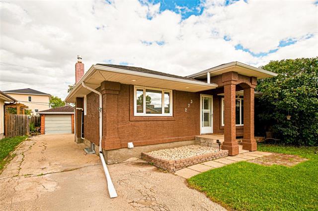 273 Le Peress Ave, Winnipeg, MB