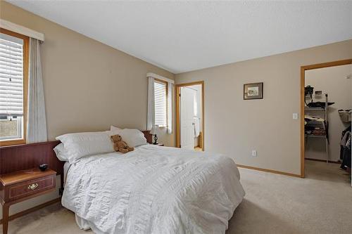 80 Red River Blvd, Winnipeg, MB 