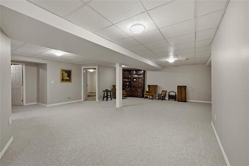 80 Red River Blvd, Winnipeg, MB 