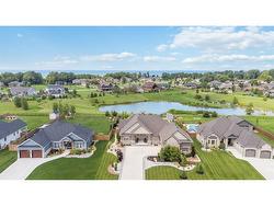 4043 VAN BREE Drive Plympton-Wyoming, ON N0N 1J6