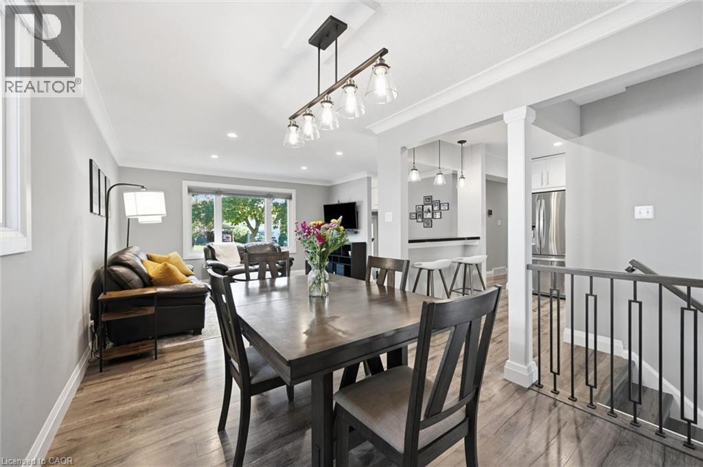 2120 Cavendish Drive, Burlington, ON