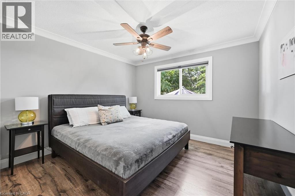 2120 Cavendish Drive, Burlington, ON