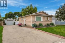 426 Langevin CRESCENT  Saskatoon, SK S7L 5R6