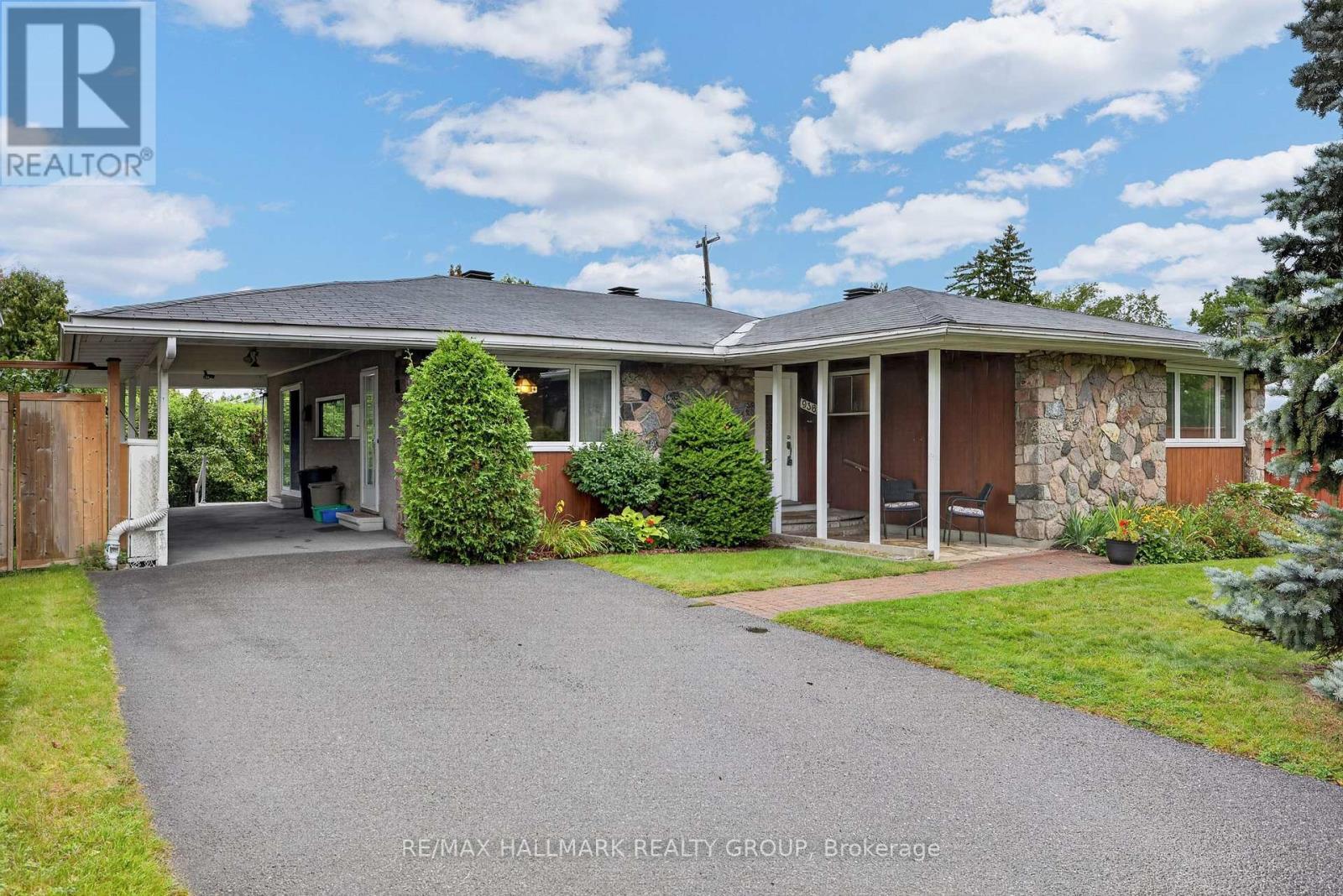 936 Parkhurst Boulevard, Ottawa, ON