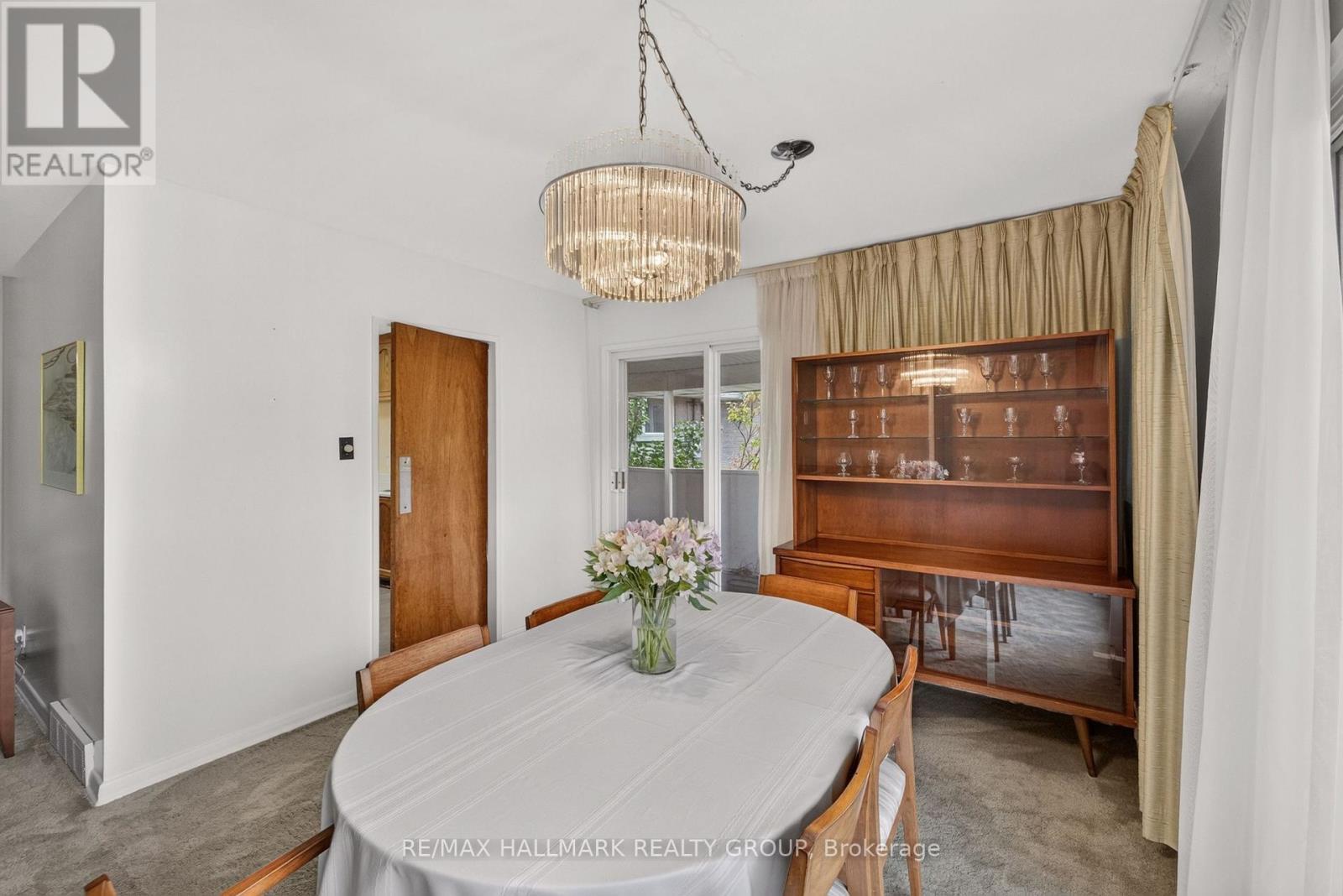 936 Parkhurst Boulevard, Ottawa, ON