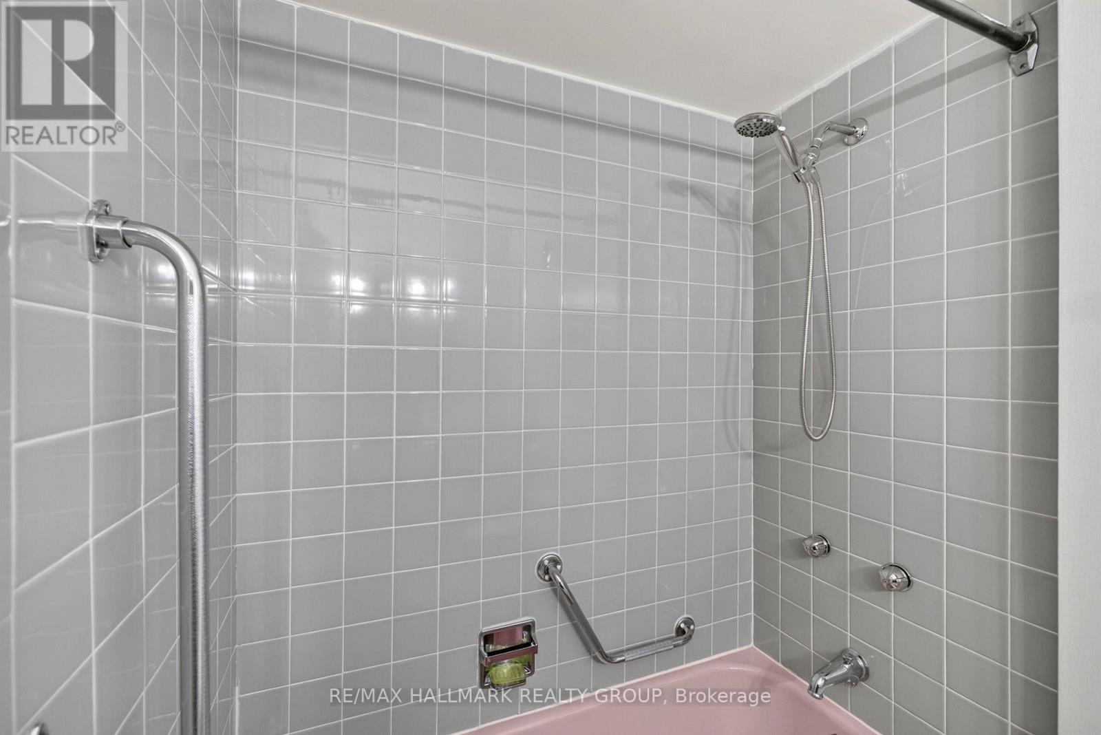 936 Parkhurst Boulevard, Ottawa, ON