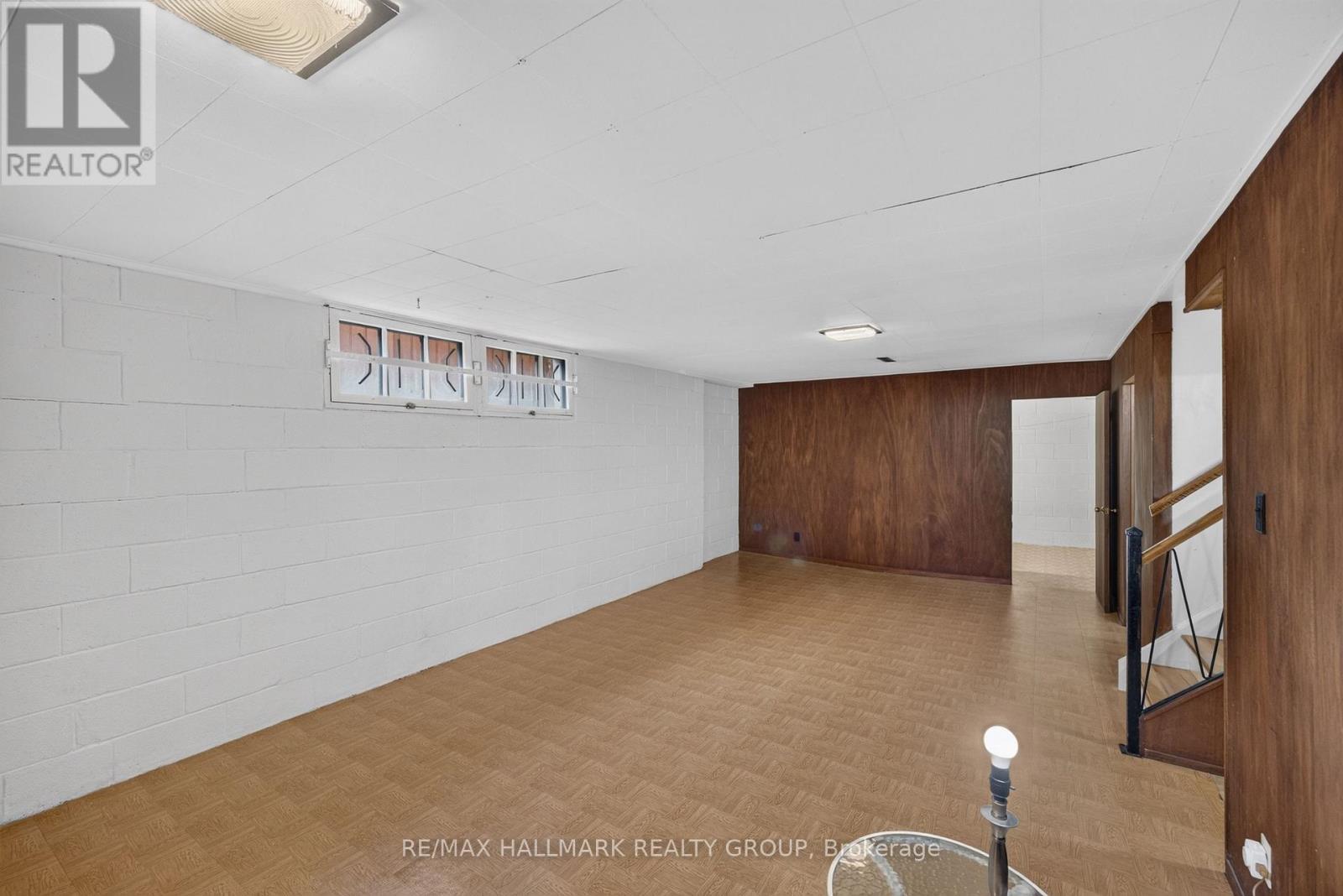 936 Parkhurst Boulevard, Ottawa, ON