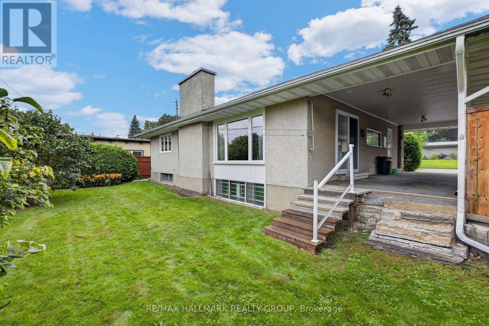 936 Parkhurst Boulevard, Ottawa, ON