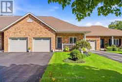98 MAPLE STREET Port Colborne (Sugarloaf), ON L3K 6G7