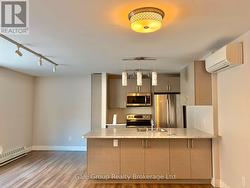 103 - 5 PAISLEY BOULEVARD E Mississauga (Cooksville), ON L6A 1P3