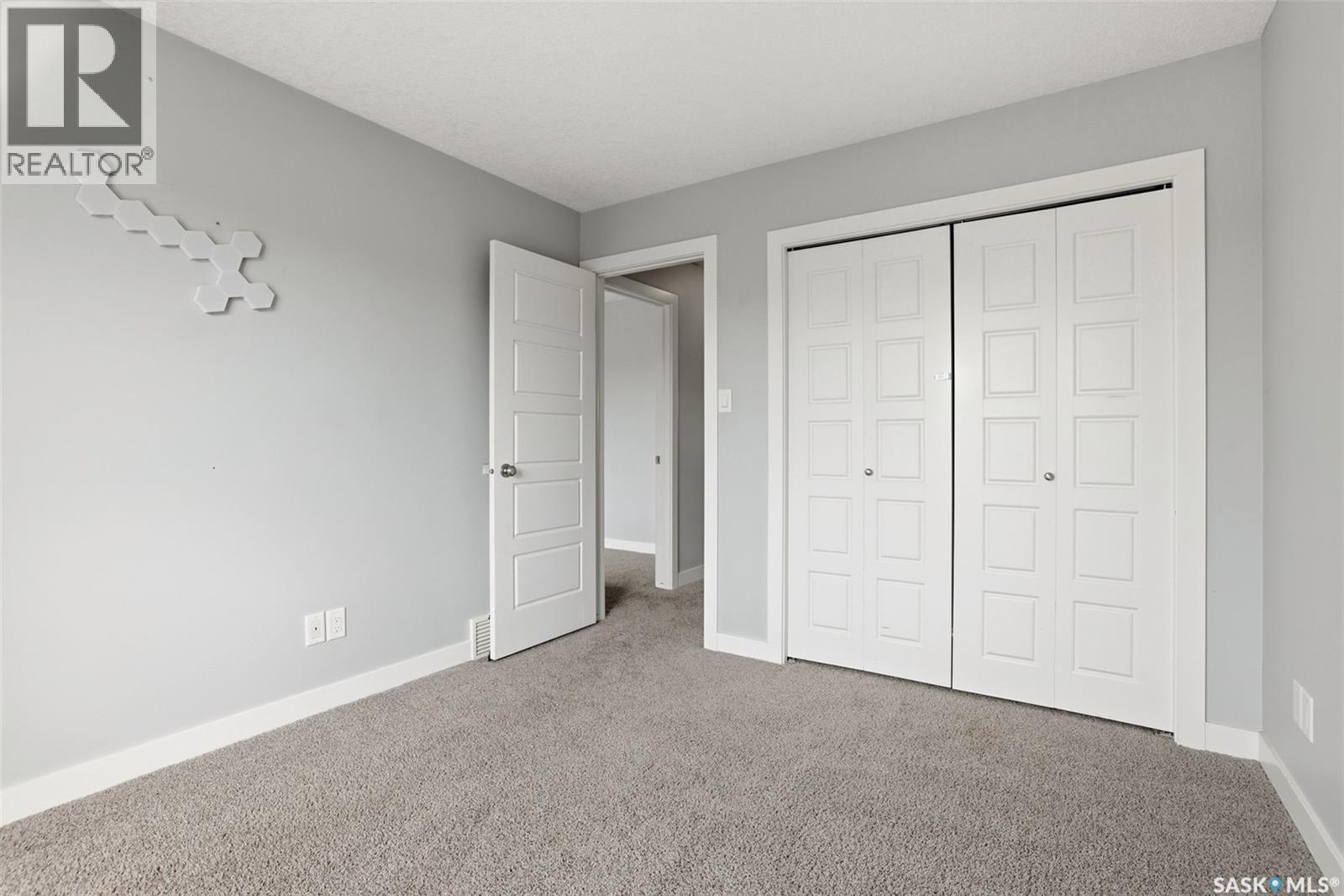 4129 Green Olive Way E, Regina, SK