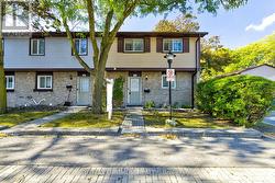17 - 45 HANSEN ROAD N Brampton, ON L6V 3C5