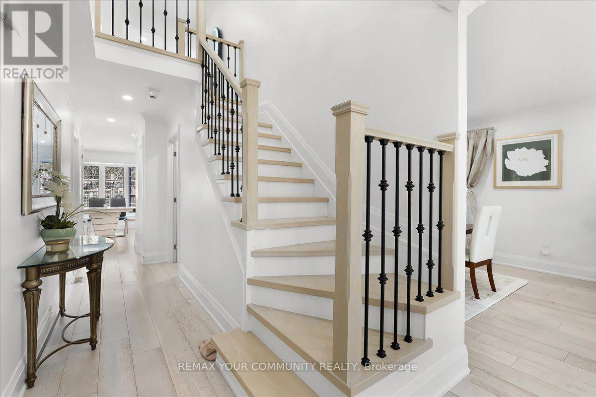 2491 Parmeer Drive, Mississauga, ON