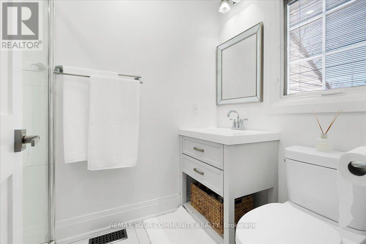 2491 Parmeer Drive, Mississauga, ON