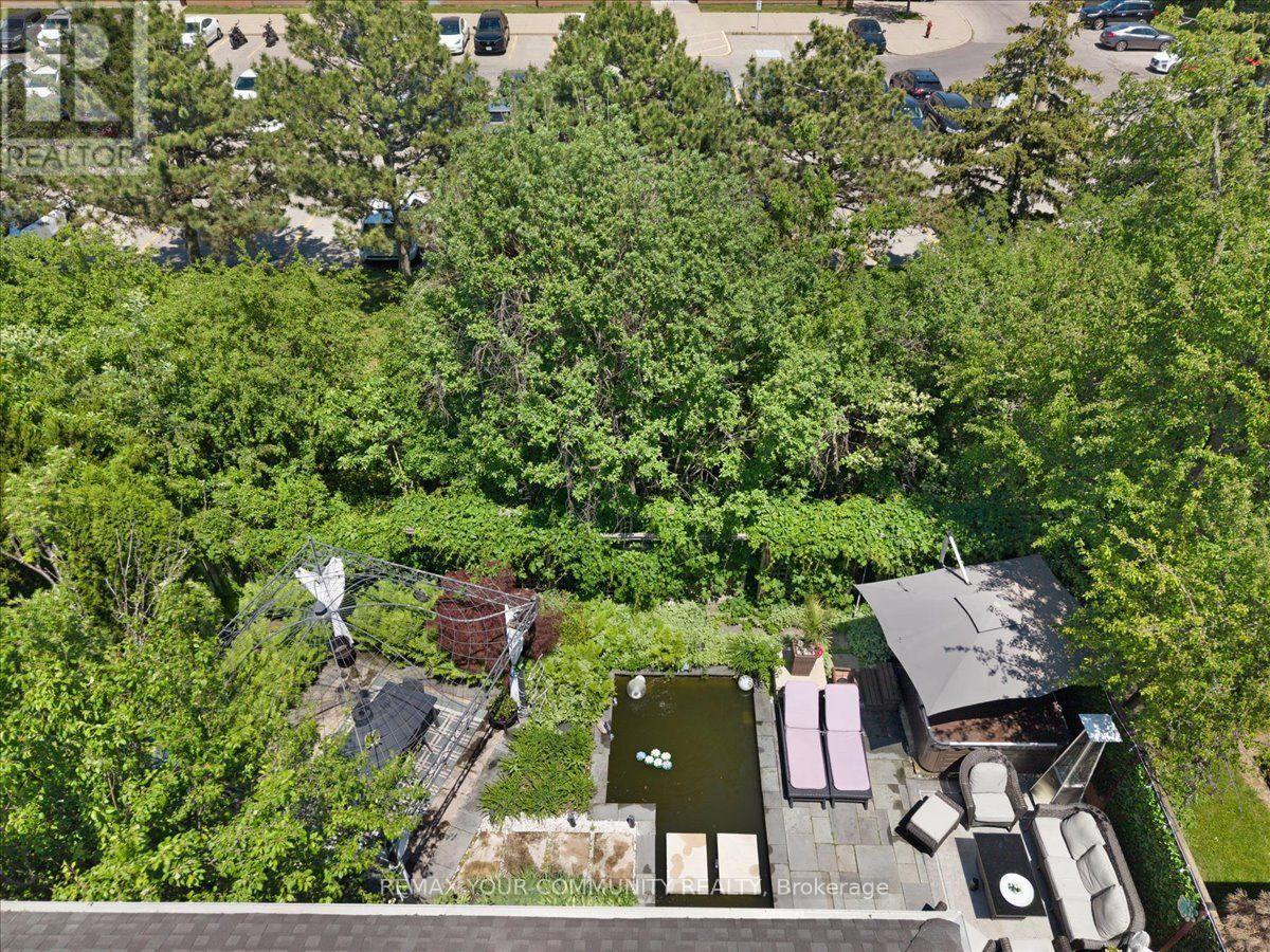 2491 Parmeer Drive, Mississauga, ON