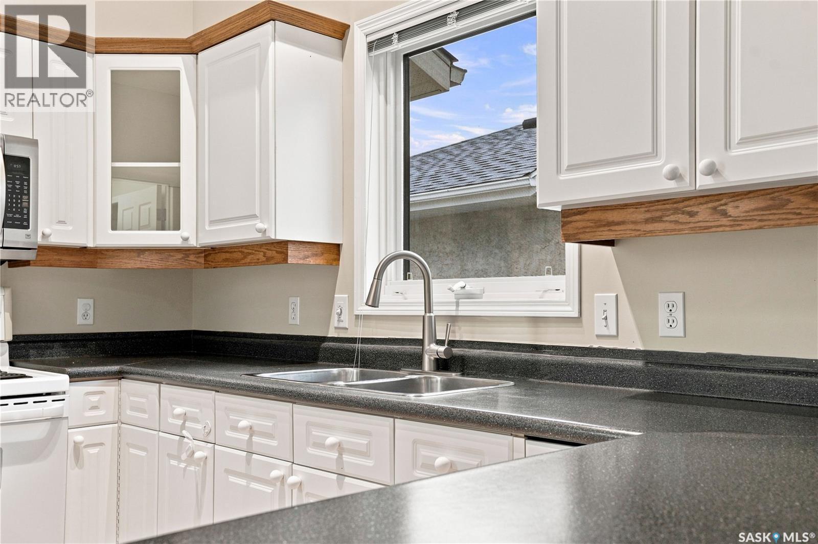 323 Garvie Road, Saskatoon, SK