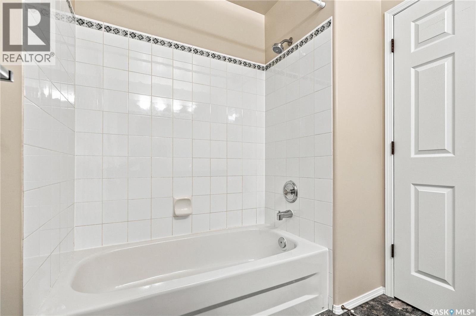 323 Garvie Road, Saskatoon, SK