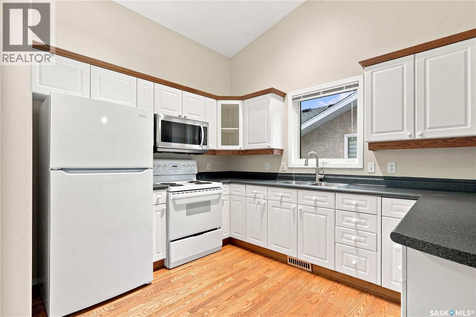 323 Garvie Road, Saskatoon, SK